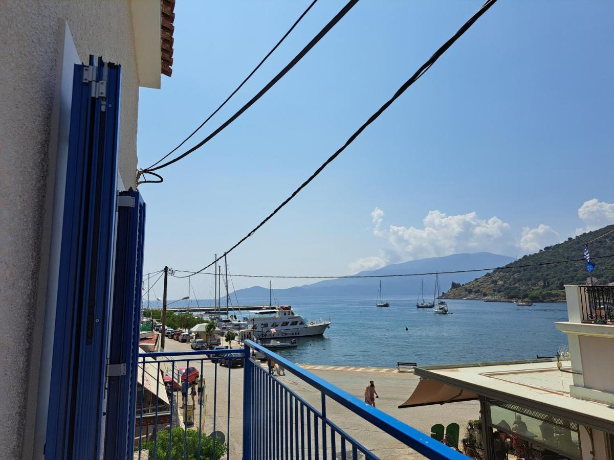 Blue Moon Apartment Agia Efimia Exteriér fotografie